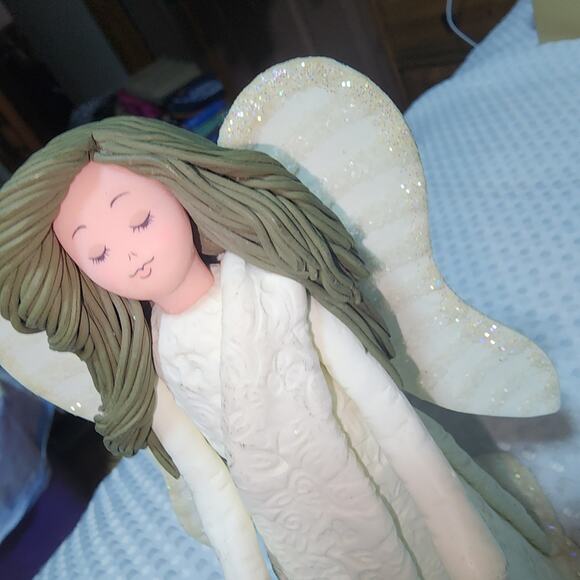 CHERISHED MEMORIES EUC KNEEDED ANGELS VINTAGE FIGURINE - Picture 3 of 9